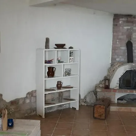Kuca U Uvali Surbova * Punat